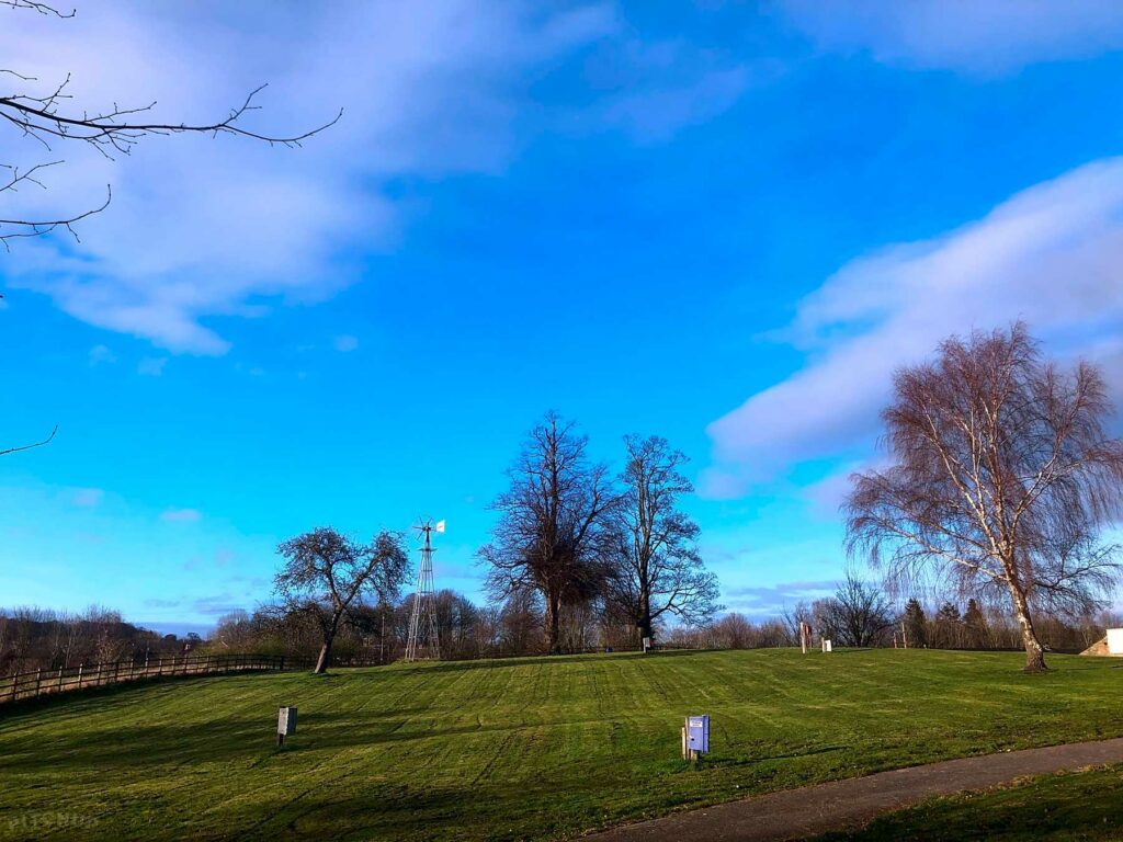 James Caravan Park