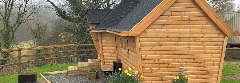 Caban Cefn Gwlad Penclippin