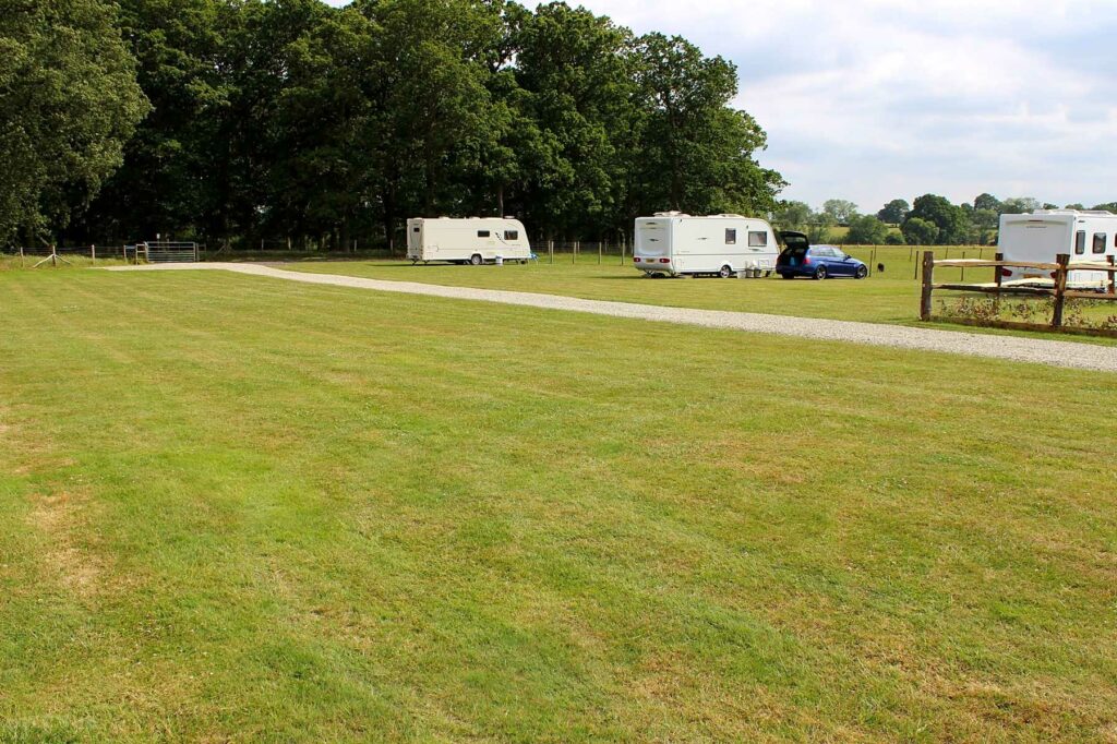 Roundoak Farm