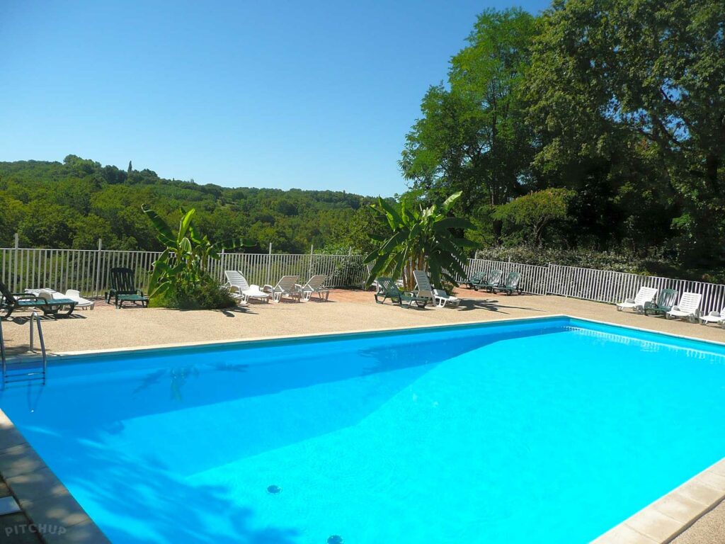 Camping Le Pech De Caumont