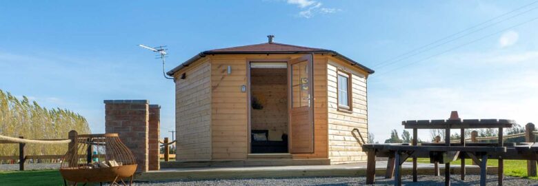 Lakeview Camping Pods