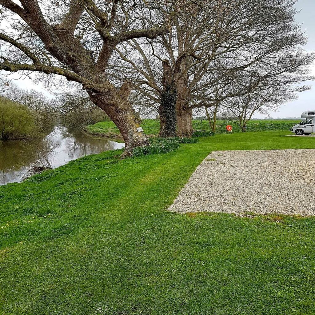 Cripps Farm Caravan Park