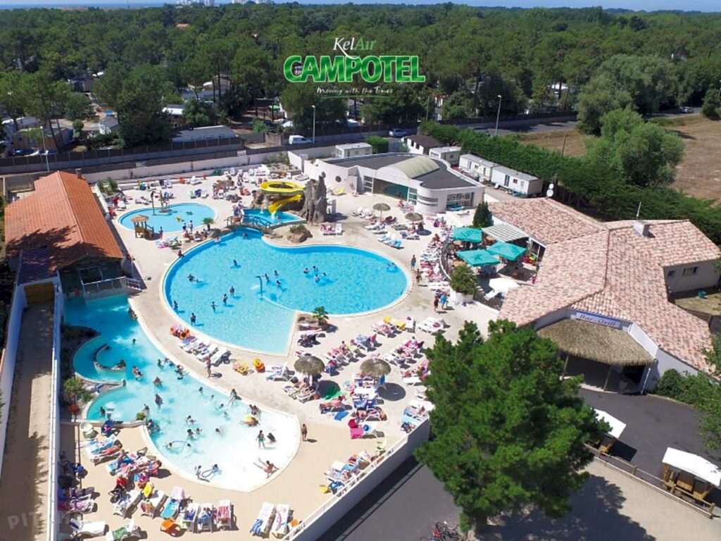 Campotel at Camping La Yole