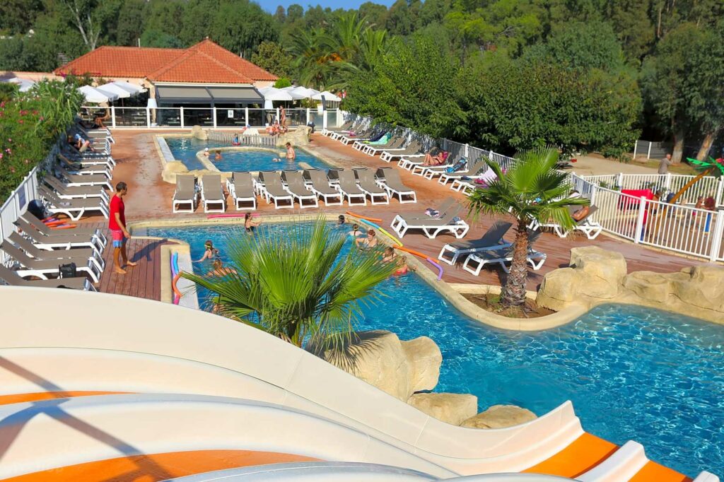 Camping La Pinède