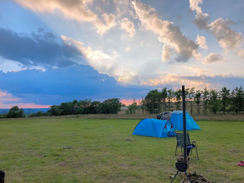 Pike Low Farm Camping