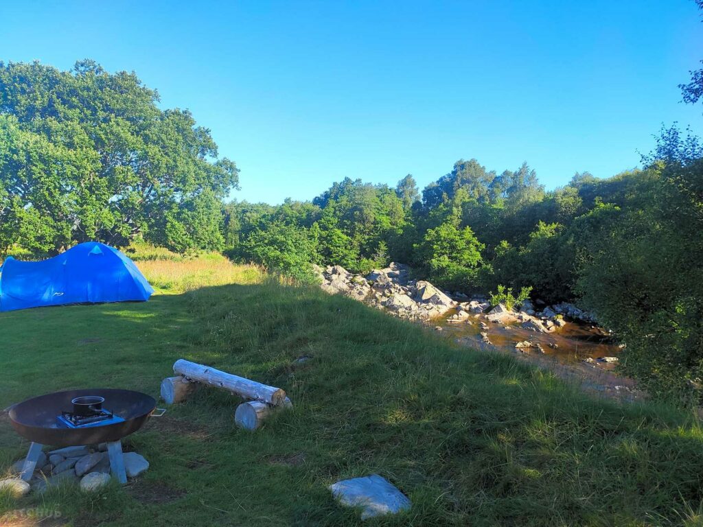 Dall Cottage Camping