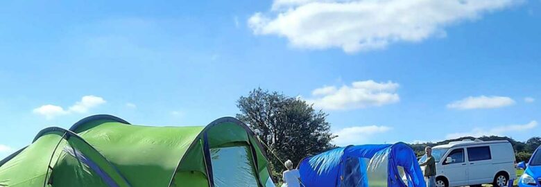 Summit Camping