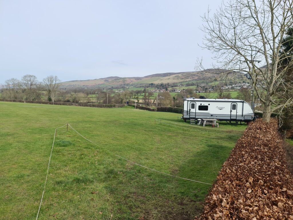 Cae Coed Derw