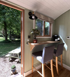 Luxury Shepherd's Hut in the Surrey Hills