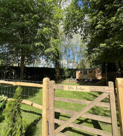 Luxury Shepherd's Hut in the Surrey Hills