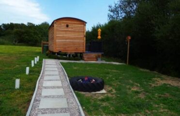 Luxury shepherds hut on Beautiful Isle of Anglesey in North Wales
